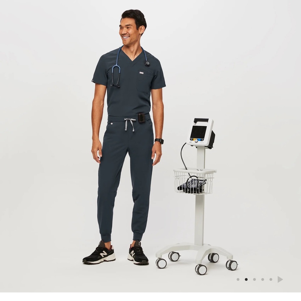 Tansen Fig jogger scrub pants
